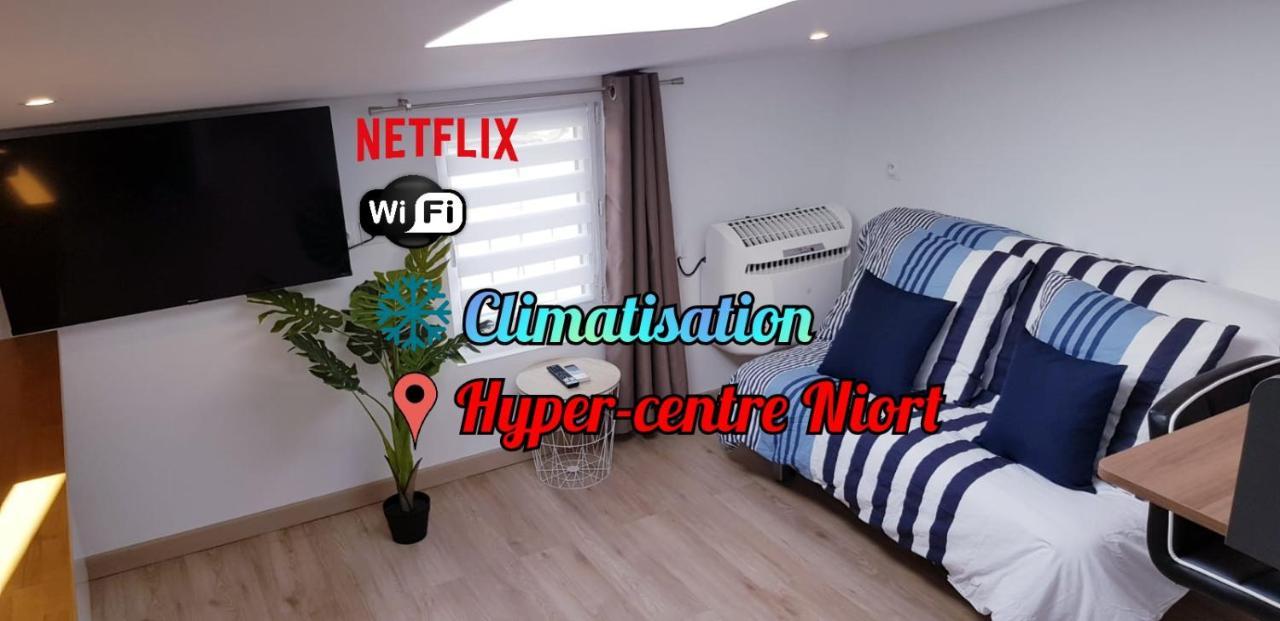 Escapade Niortaise - Studios Climatises Hyper-Centre De Ниор Екстериор снимка